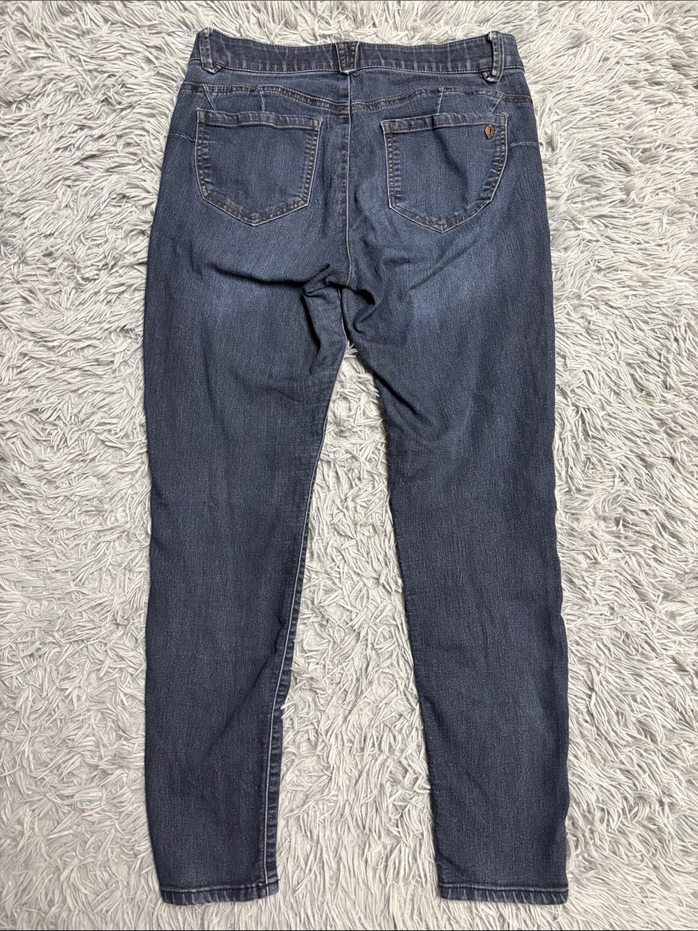 Democracy “Ab”solution Straight Leg Jeans - Picture 4 of 16
